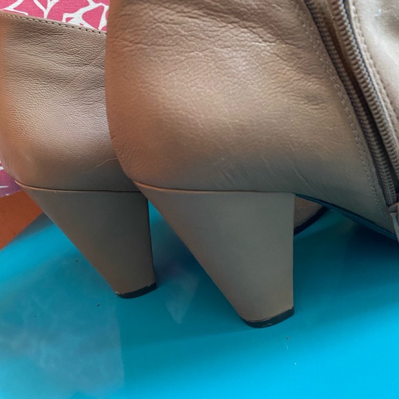 Gianni Bini Size 9.5M (40) Used - Good condition. No Box - Picture 9 of 9